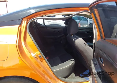 2021 Nissan Sentra Sr Xtronic Cvt z USA, uszkodzony, nr VIN 3N1AB8DVXMY266451